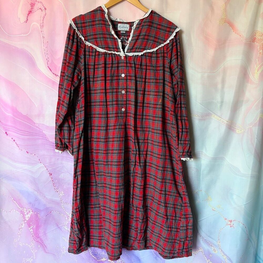 Lanz of Salzburg L Red Green Plaid Flannel Nightgown Winter Holiday Christmas